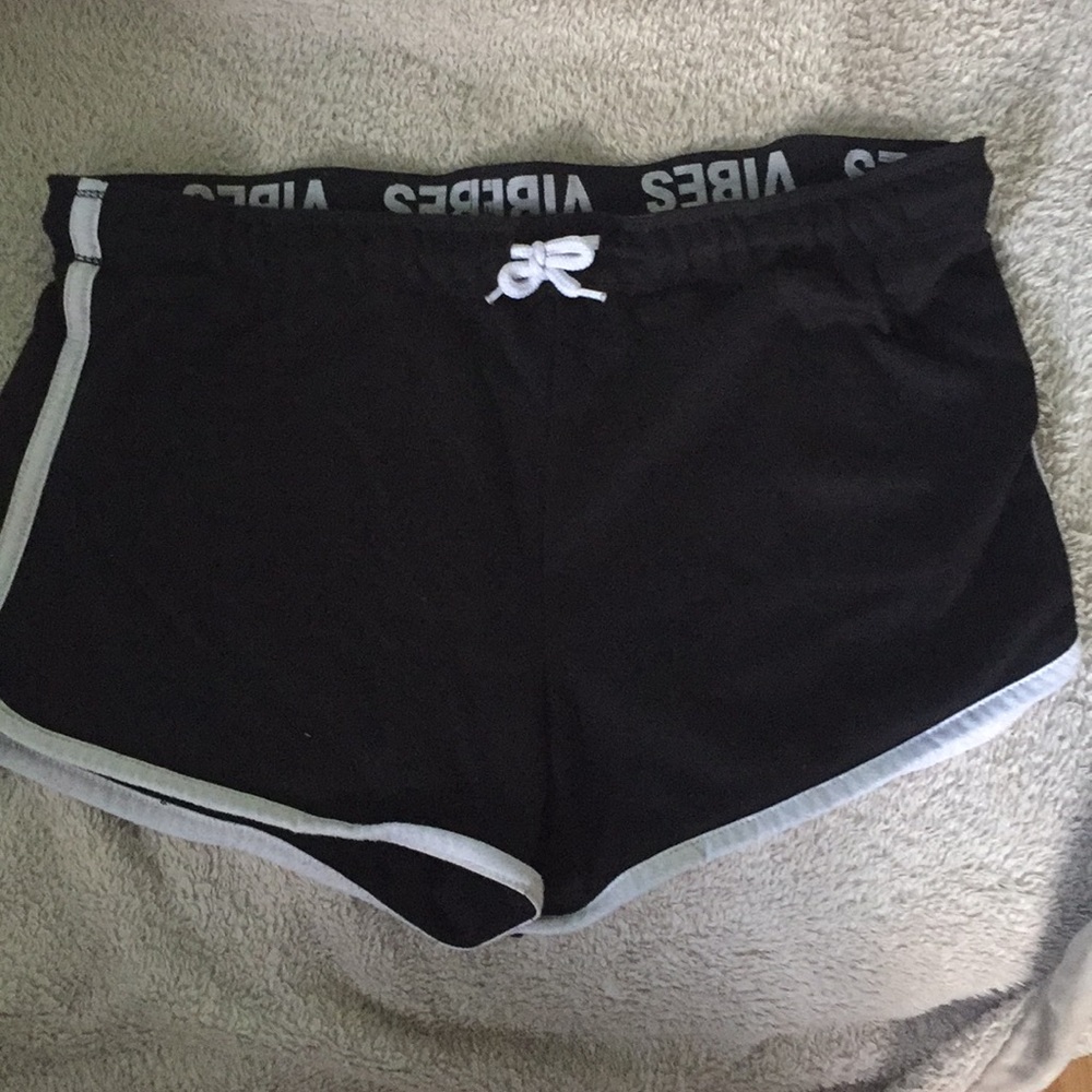 Rue21 Vibes Shorts - Picture 2 of 4